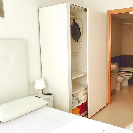 Piso Nuevo Y Centrico Con Piscina En
