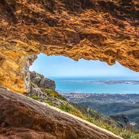 Piso Nuevo Y Centrico Con Piscina En * Sant Carles De La Rapita